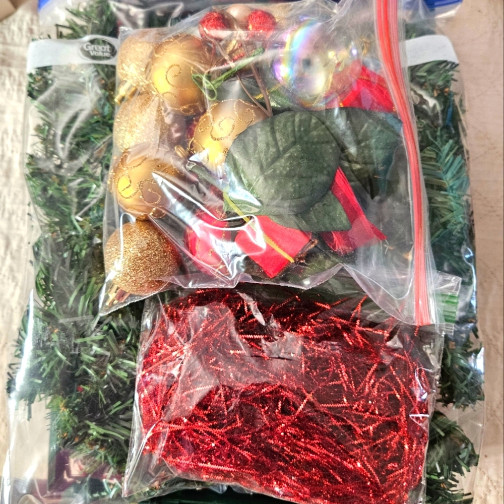 Festive Holiday Craft Set In Red, Gold, & Green